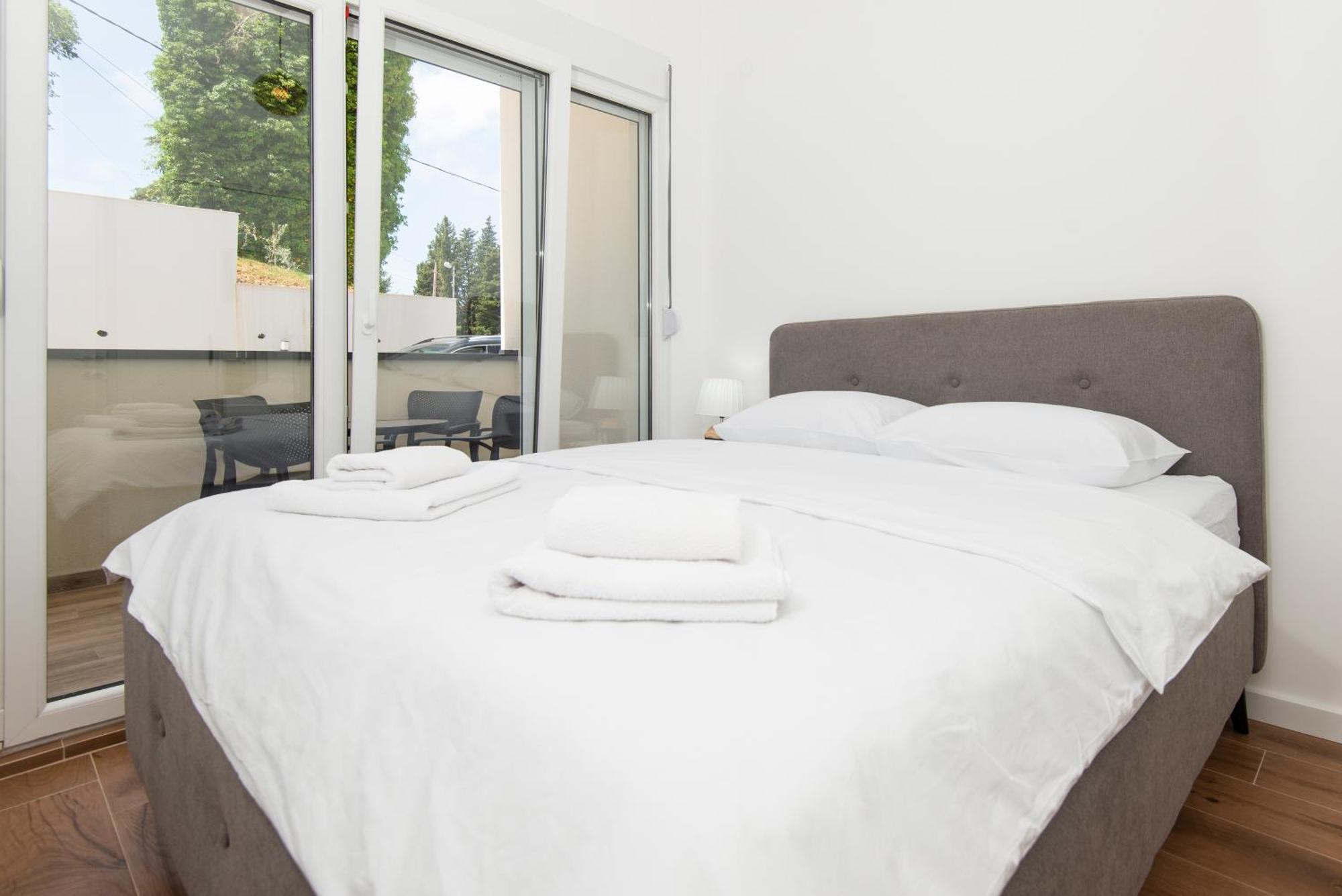 Al Mare Apartments Kotor Zewnętrze zdjęcie