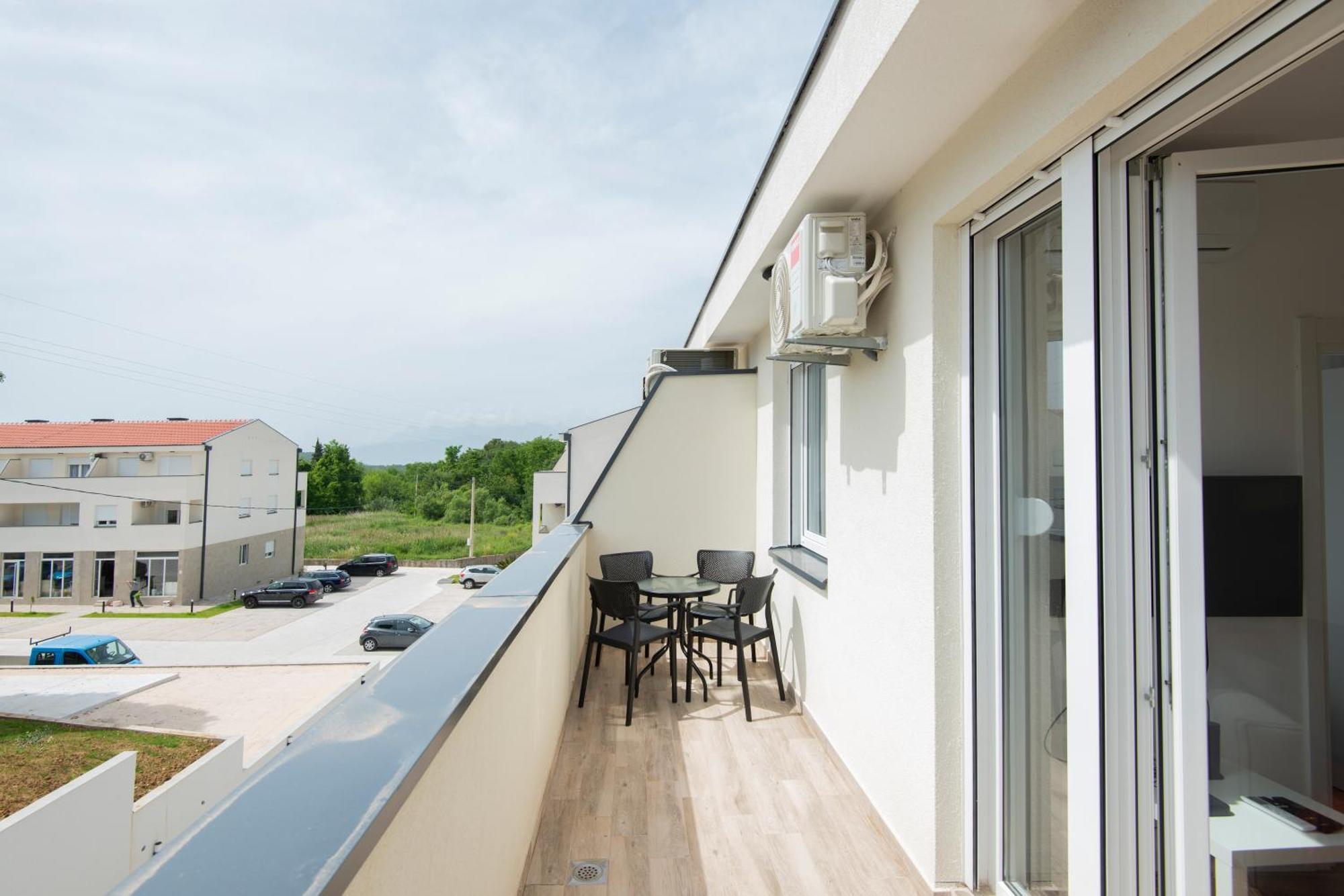 Al Mare Apartments Kotor Zewnętrze zdjęcie